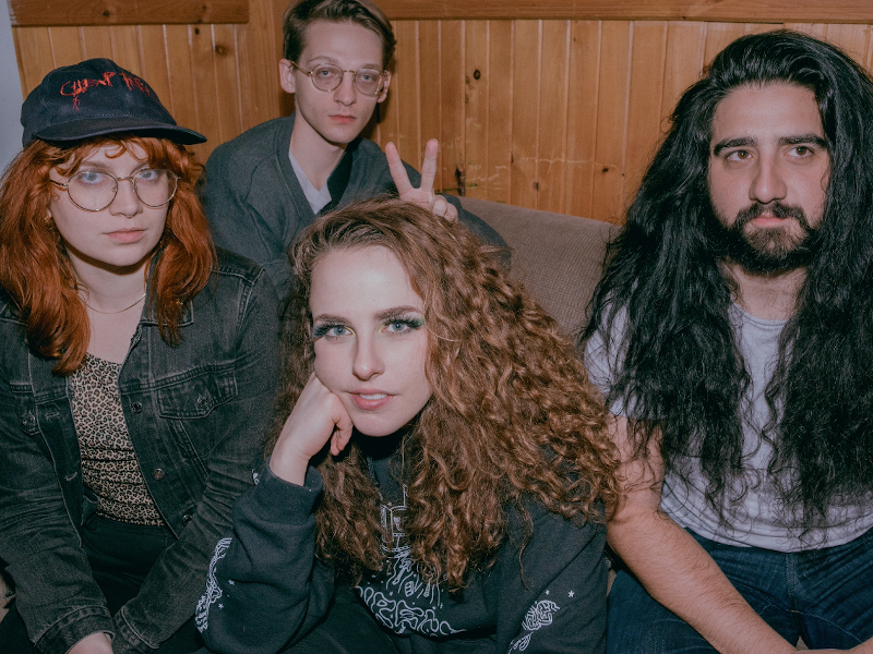 Pool Kids – “Arm’s Length”