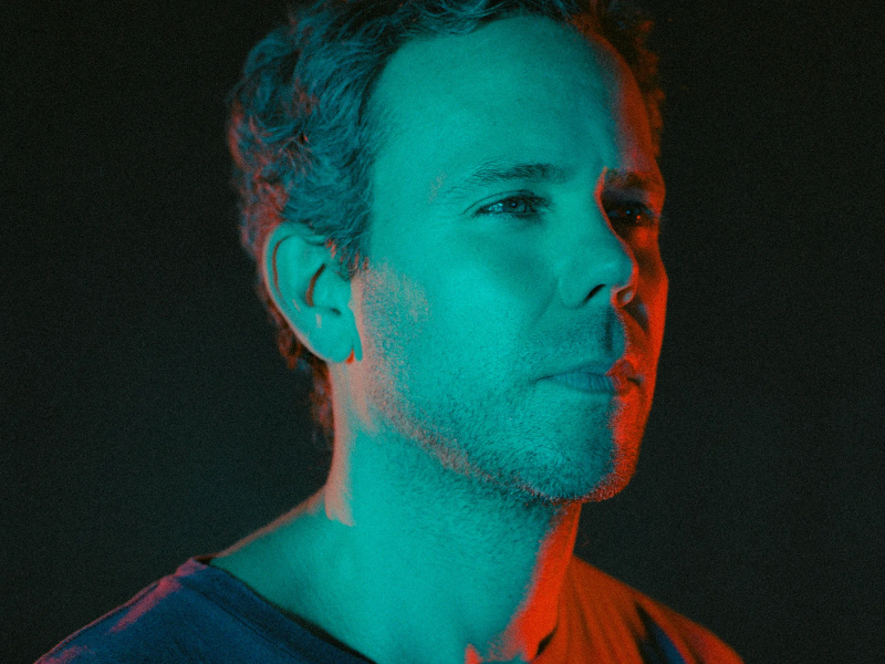 M83 – “Oceans Niagara”
