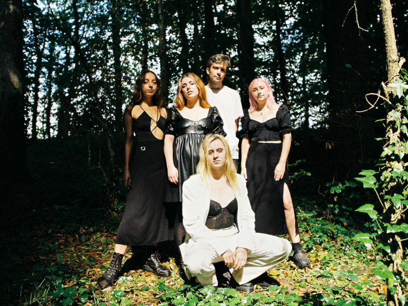 M(h)aol – “Therapy”