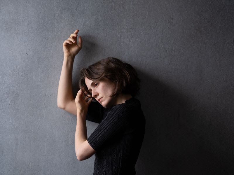 Jana Horn – “Days Go By”