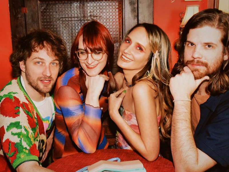 Speedy Ortiz – “Scabs”