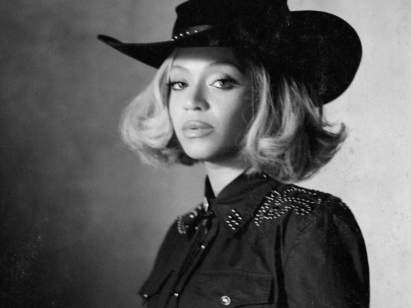 Beyoncé – “16 CARRIAGES”