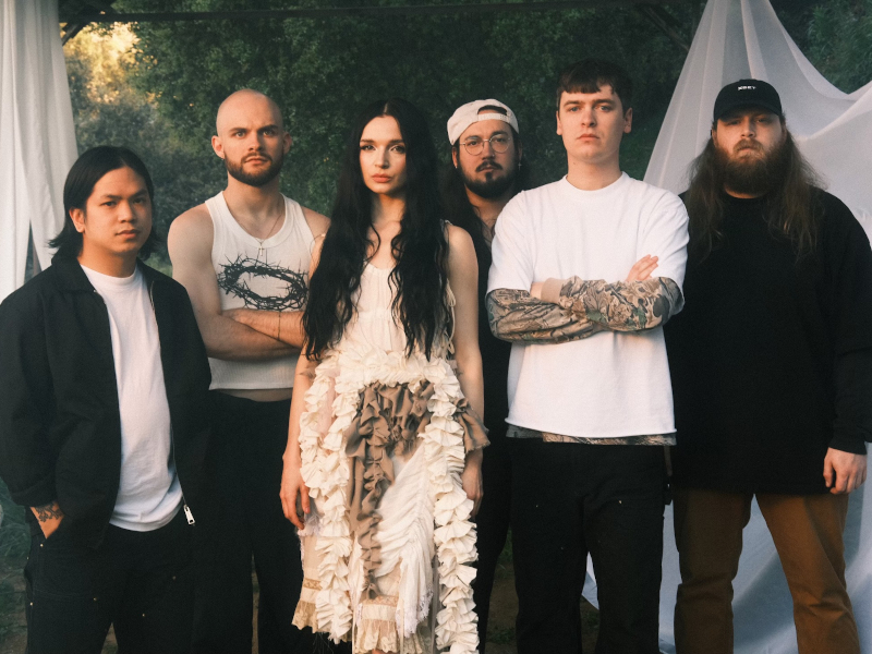 Knocked Loose feat. Poppy – “Suffocate”