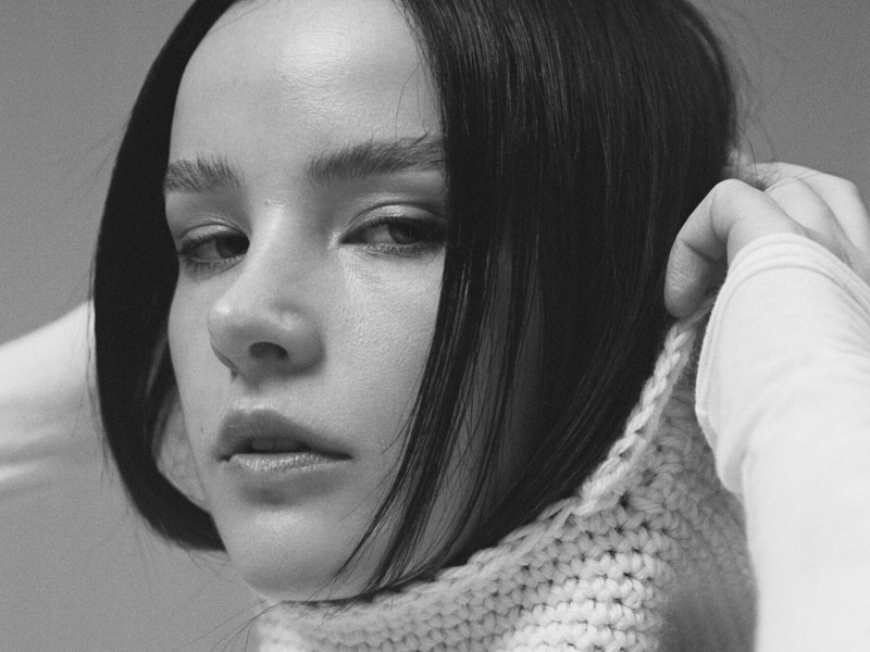 Eli Minus – “COMBAT”