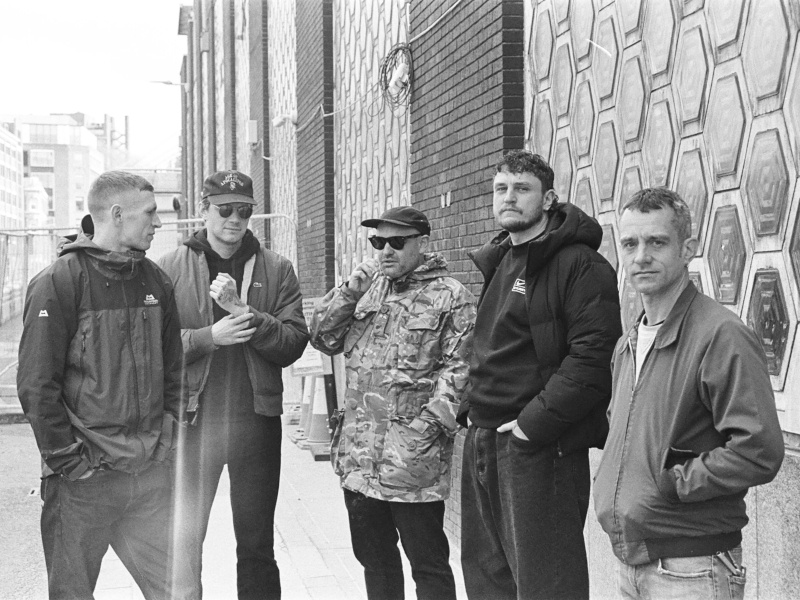 High Vis – “Mob&nbsp;DLA”