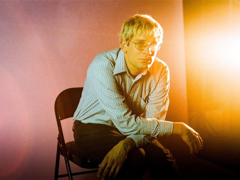 Greg Mendez – “Alone”