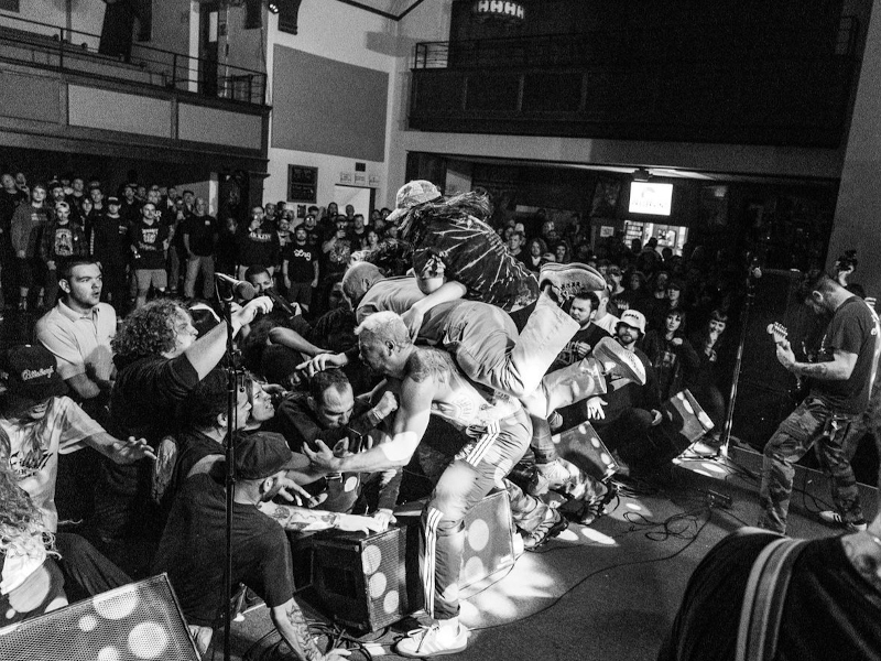 Haywire feat. Fizzy – “Clocktower Place”