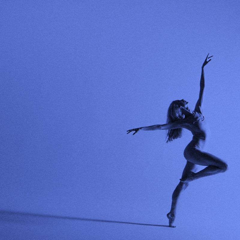 The album artwork for Whirr's 'Raw Blue'.