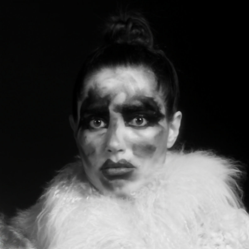 Sarah Register – “right”