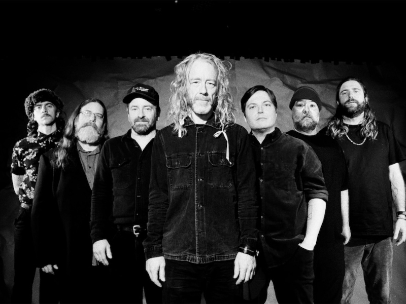 Alan Sparhawk with Trampled by Turtles – “Get Still”