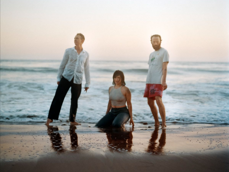 Big Thief – “Incomprehensible”