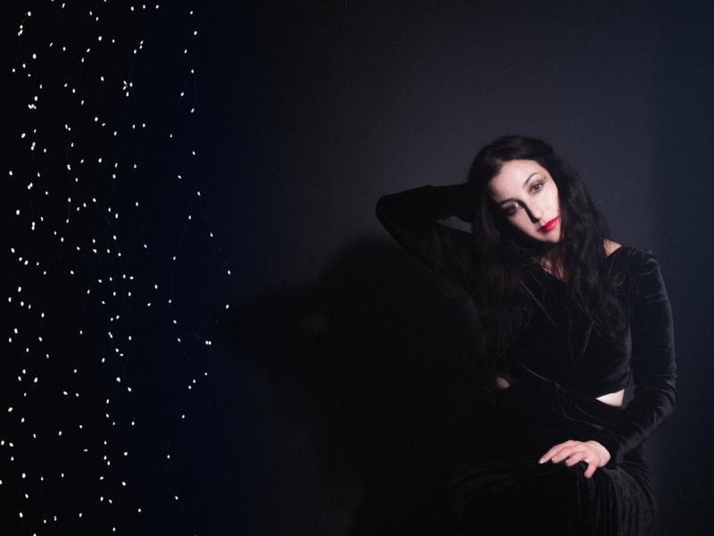 Marissa Nadler – “New Radiations”