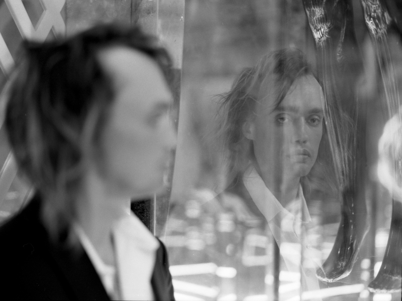 Shaki Tavi – “Foam”