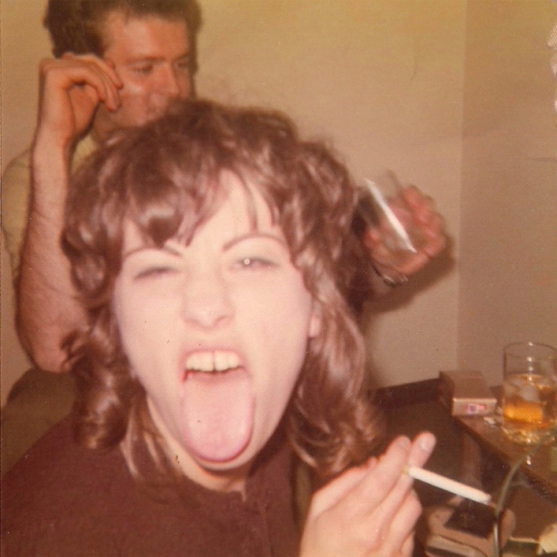 The album artwork for Joyce Manor's 'I Used To Go To This Bar'.