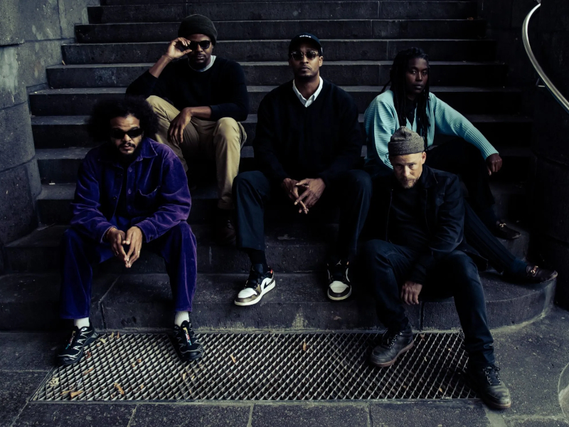 Irreversible Entanglements feat. MOTHERBOARD – “Don’t Lose Your Head”