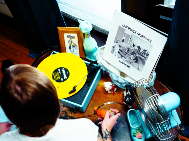 Haywire – “Hang Up The Telephone”