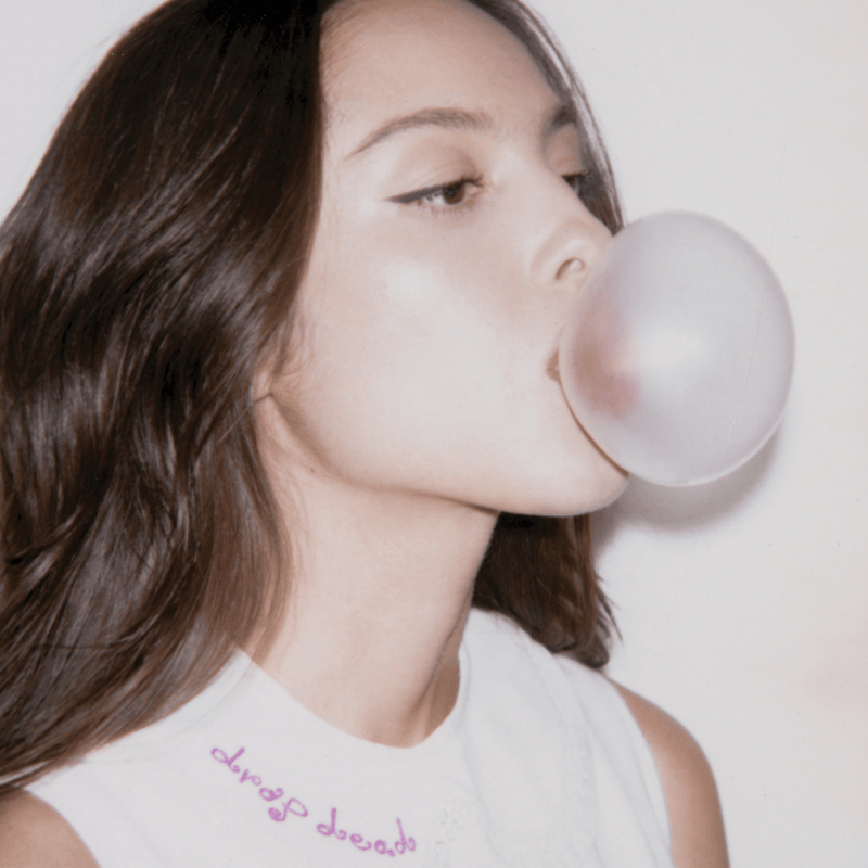 Olivia Rodrigo – “drop dead”