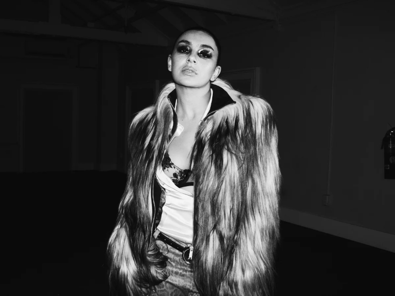 Charli XCX – “Rock&nbsp;Music”